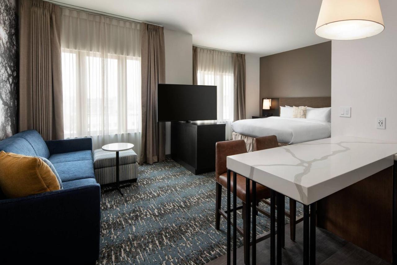 Residence Inn Los Angeles Glendale Exterior photo